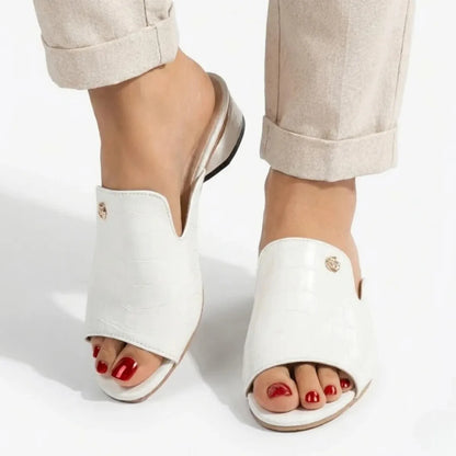 comfortable-block-heel-sandals-levanty-lauren-shoes
