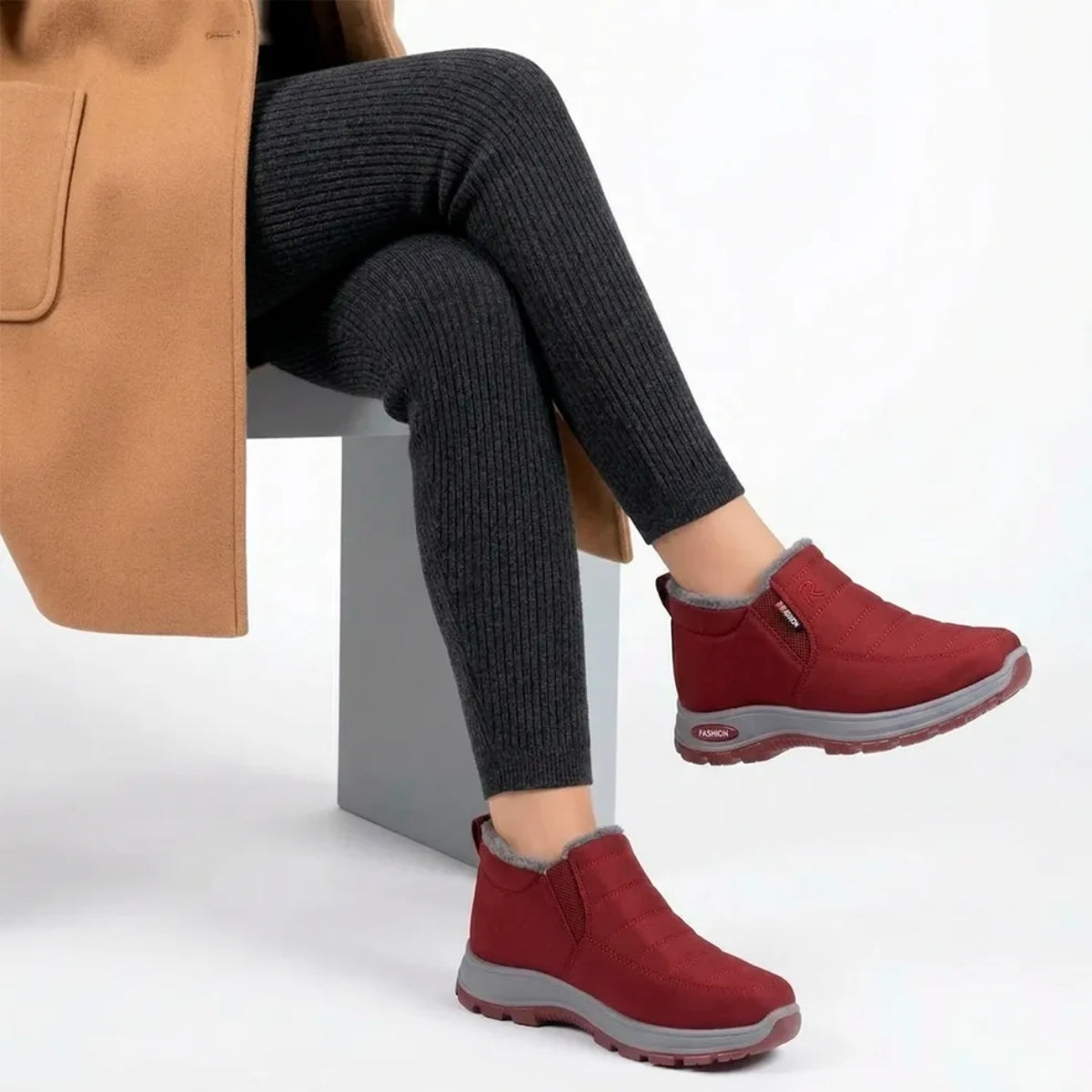 Texas-Style Chunky Heel Boots 