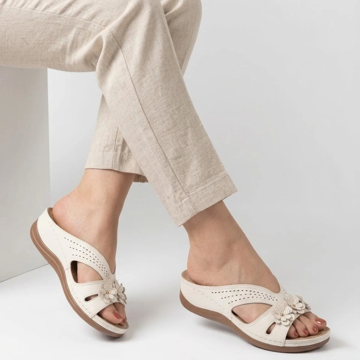 women-flat-sandal-ortis-2