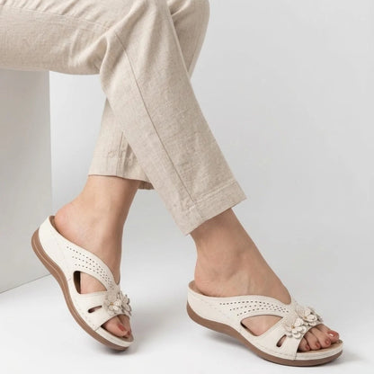 women-flat-sandal-ortis-2